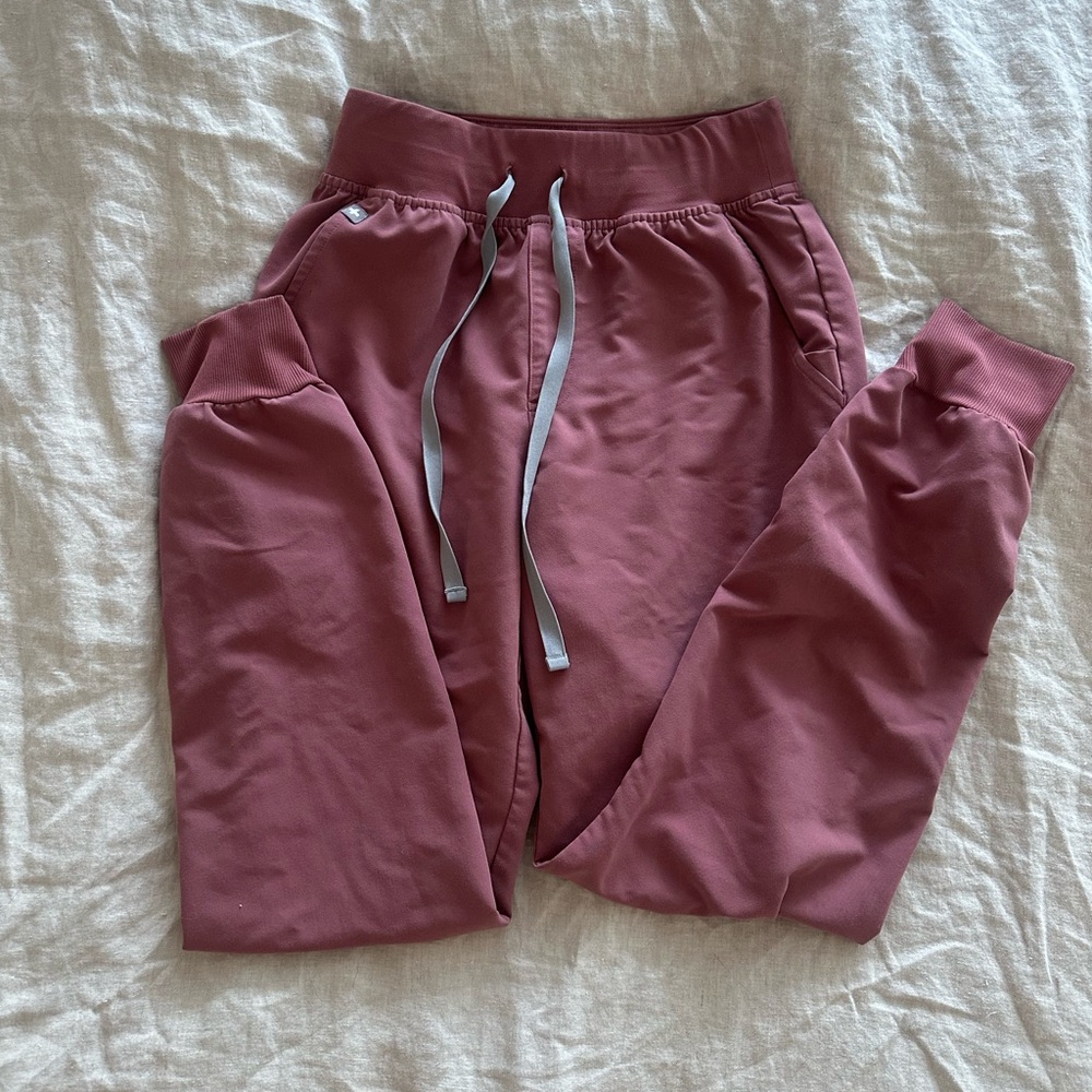 Mauve Figs XS jogger pants